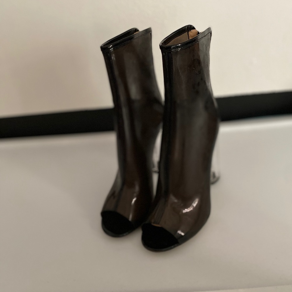 Black heels